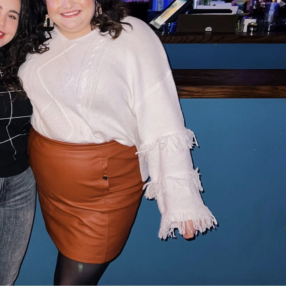 SHEIN white Fringe Sweater - Picture 2 of 3